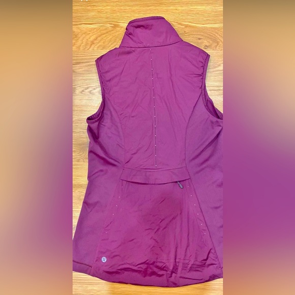 Lululemon Run for Cold Vest - Picture 5 of 5